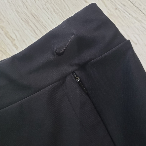 Nike Golf  Women's Black Golf Skirt Size L 12-14  Dry-Fit - Picture 2 of 12